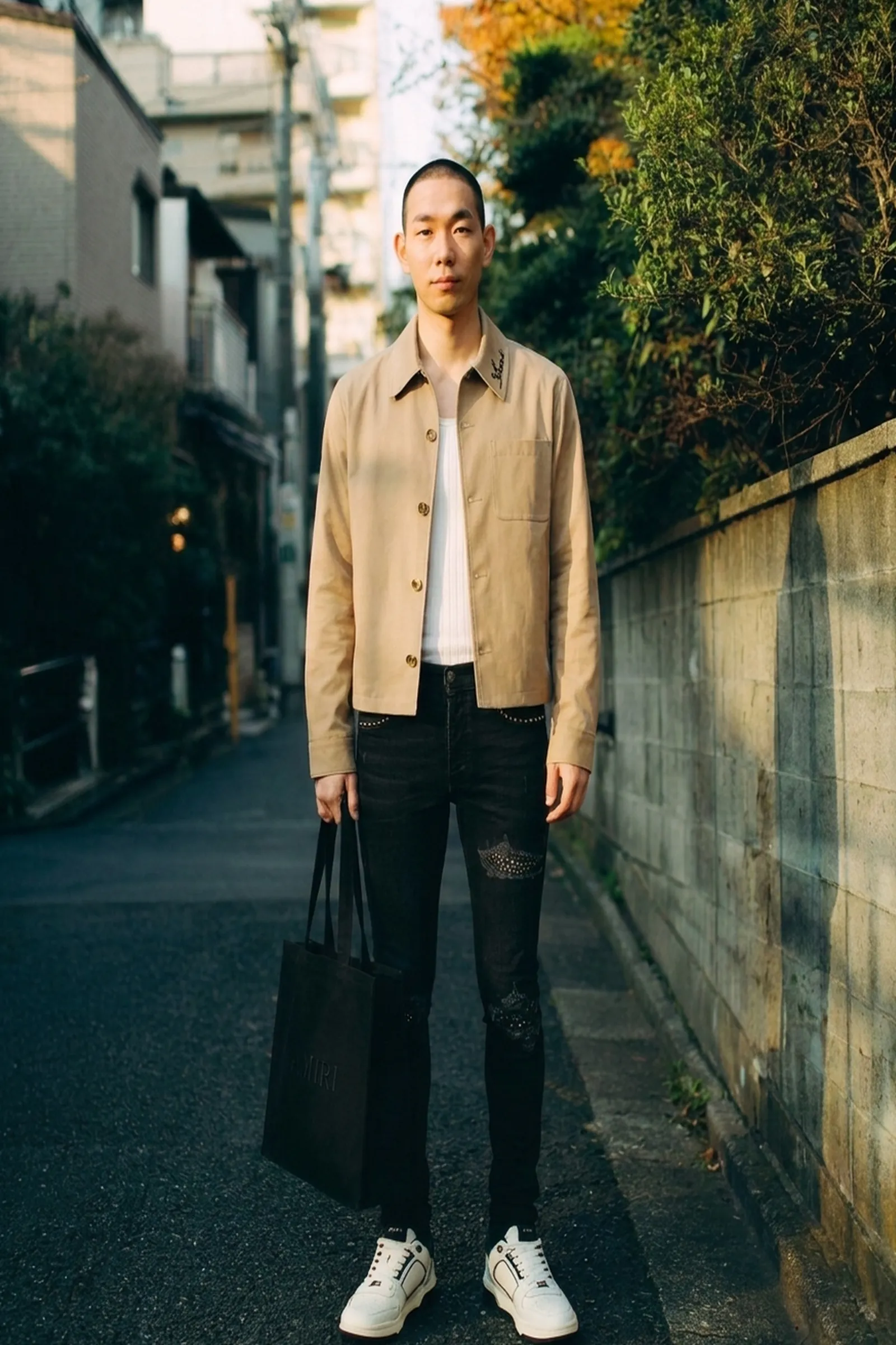 Amiri メンズ 秋コーデ｜5点の価格・取扱店比較