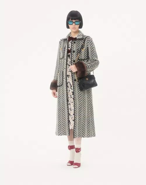 VALENTINO ロコバッグ 完全ガイド｜選び方とコーディネート