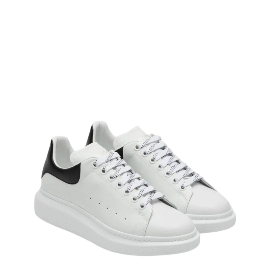 ALEXANDER MCQUEEN オーバーサイズスニーカー 完全ガイド｜選び方とコーディネート
