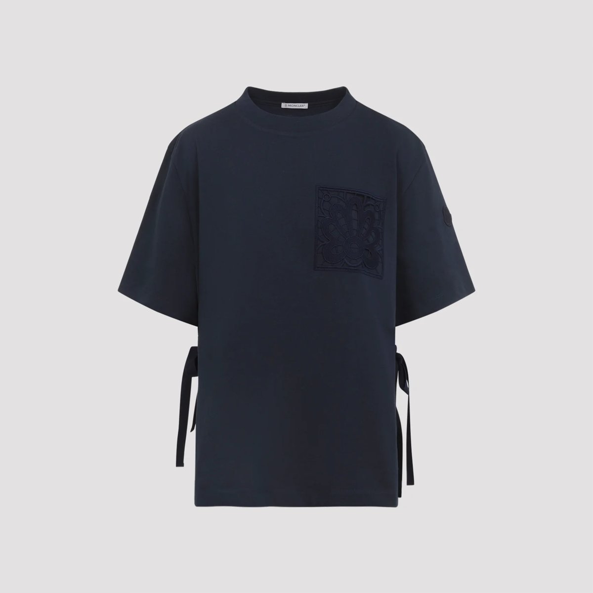 MONCLER トレイルグリップスニーカー 選び方ガイド|サイズ・カラー別の比較