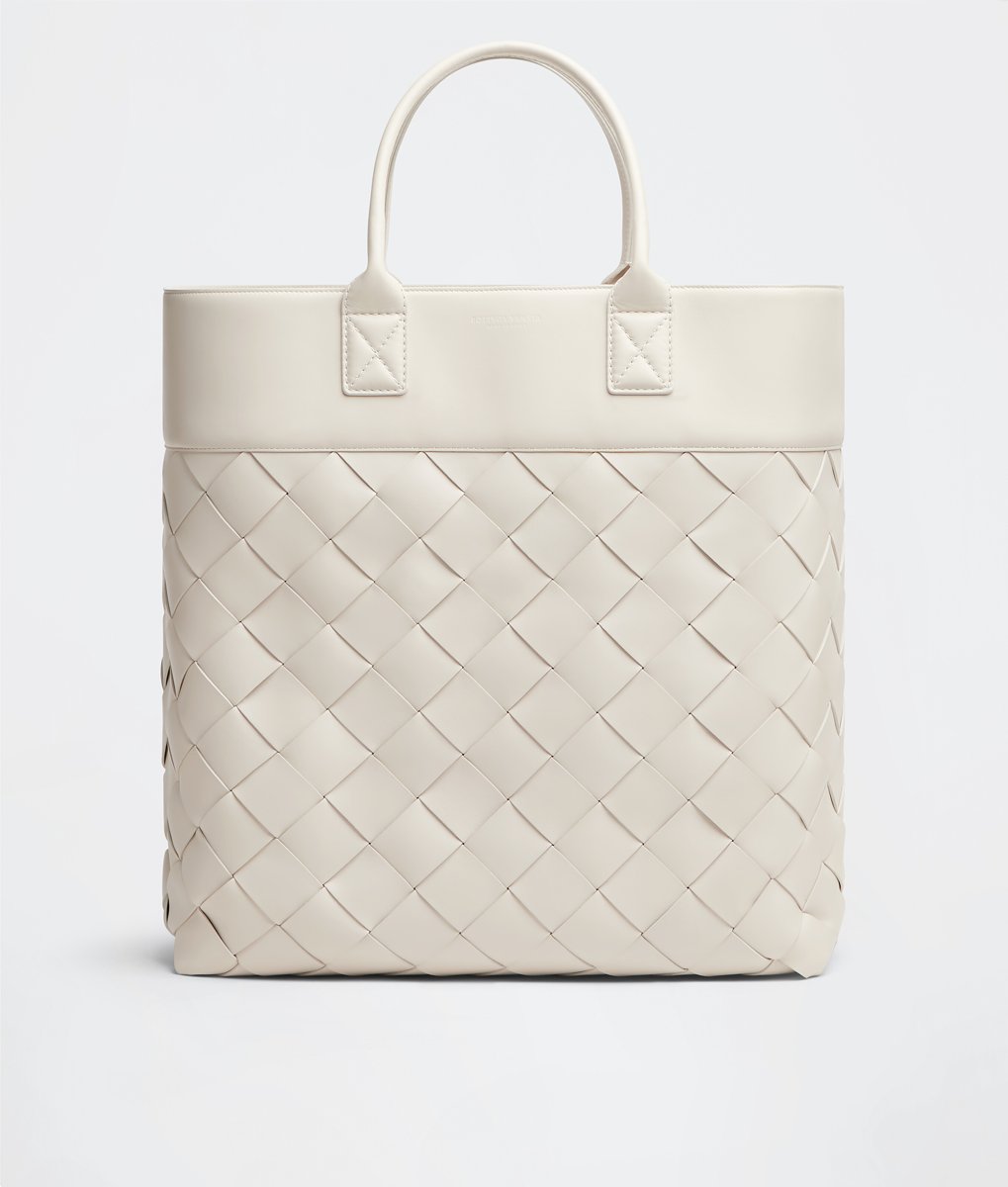 BOTTEGA VENETA ホップ コーディネート集|通年のスタイリング