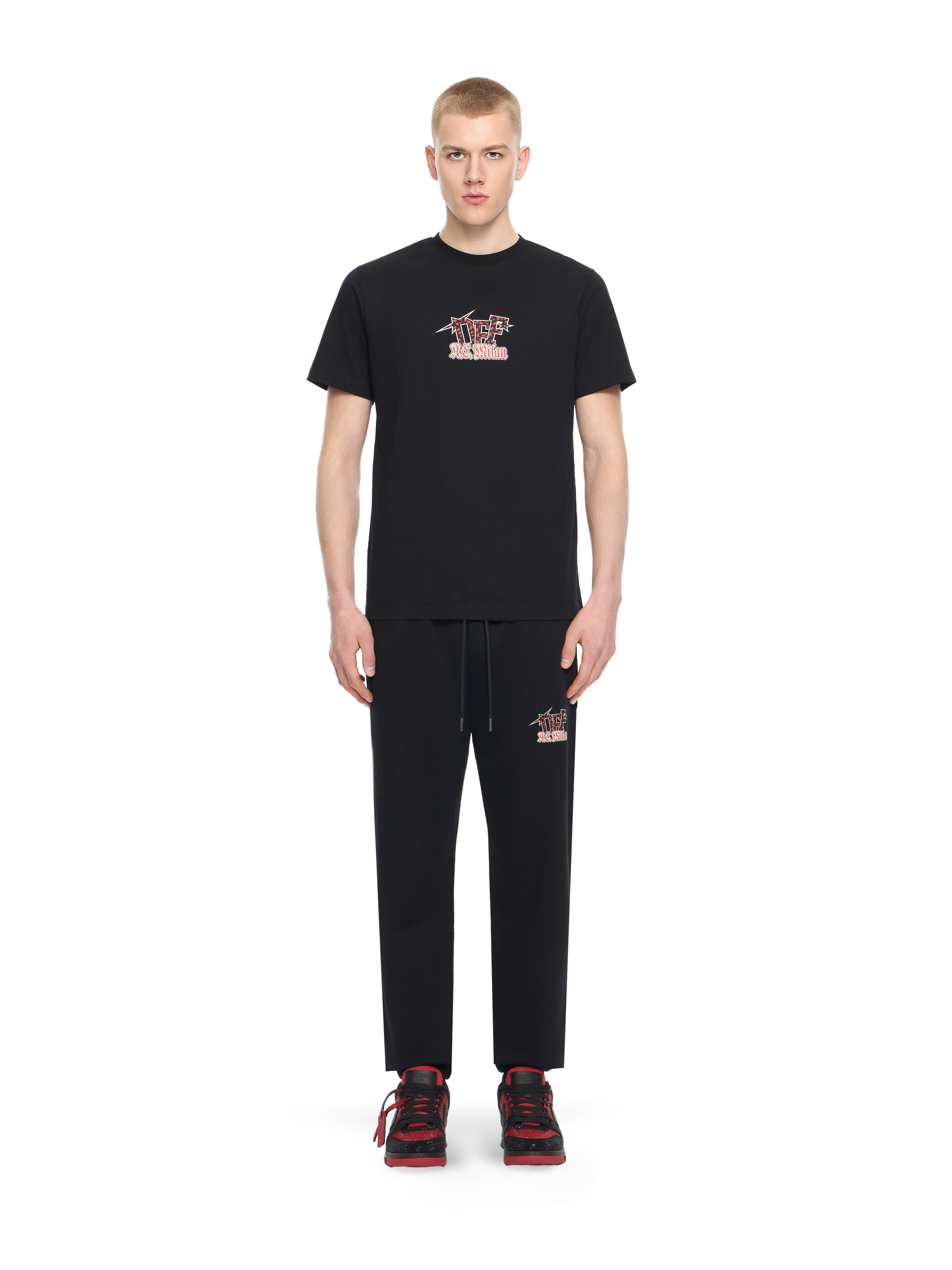 OFF-WHITE