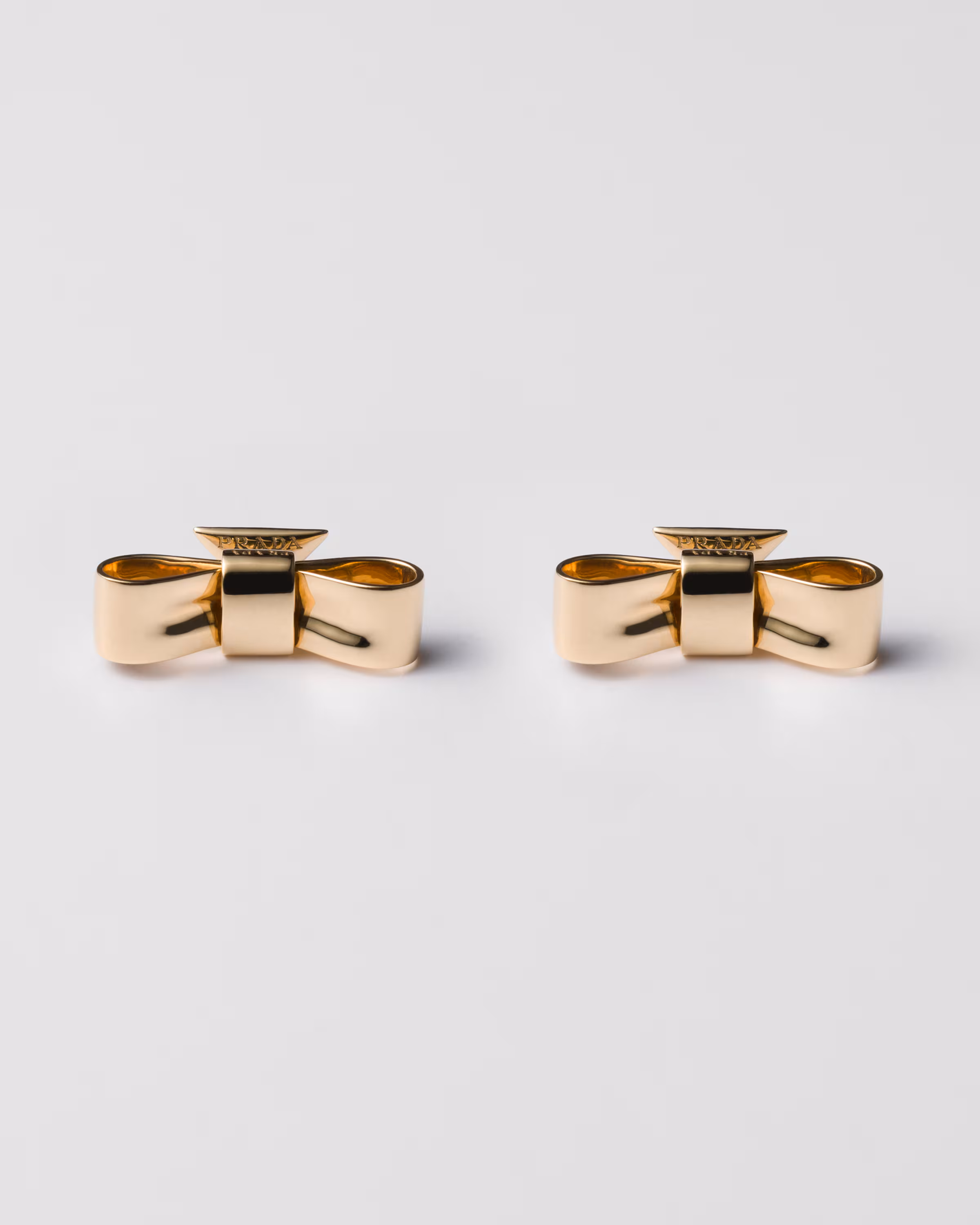 リボン ピアス