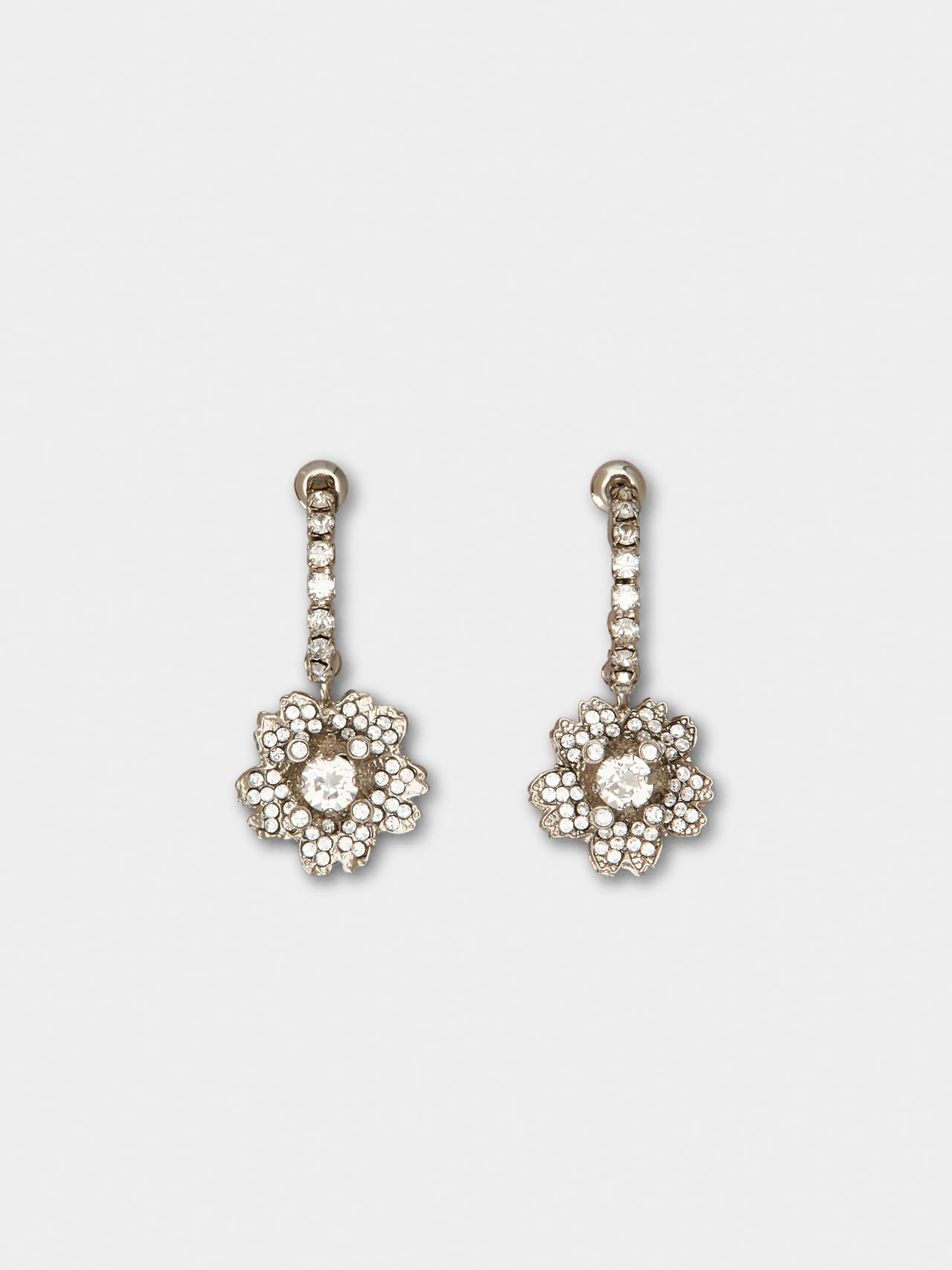 ピアス